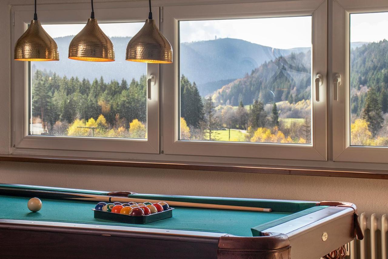 Blackncozy - Grosszuegiges Designappartement Mit Boxspringbetten Und Heimkino Feldberg  Kültér fotó